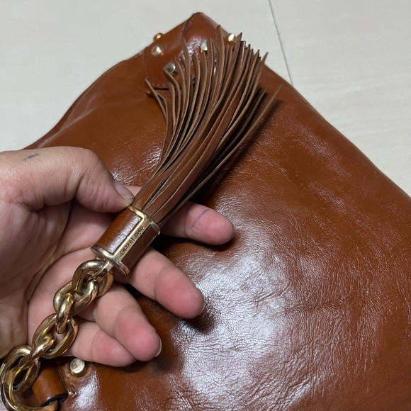 Authentic vintage Tan MK with studs - Picture 5 of 17